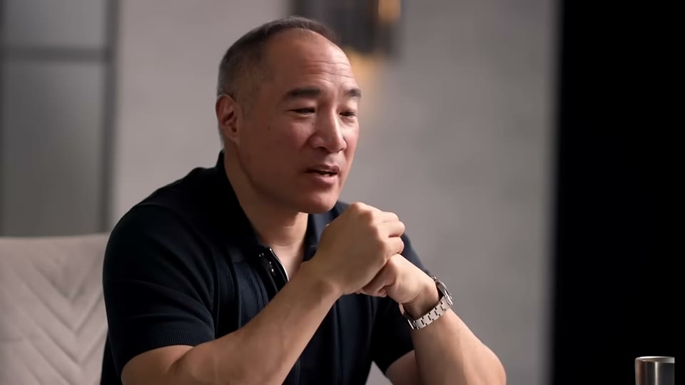 빠른 체중감량에 대해 설명하는 스티븐