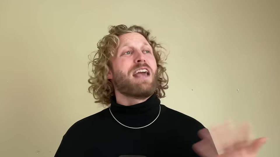 신호 사냥 전략을 설명하는 Cody Schneider