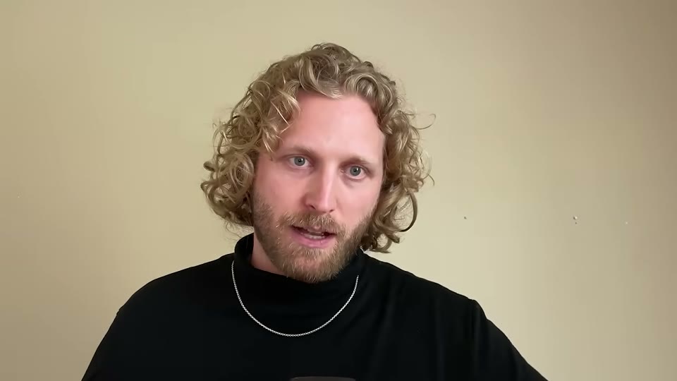 소프트웨어 팩토리 개념을 설명하는 Cody Schneider